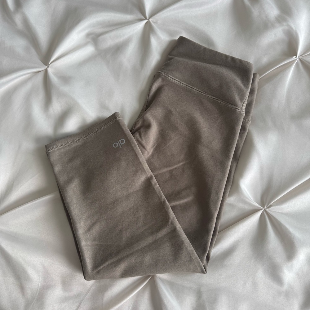 ALO Yoga Light Brown Leggings